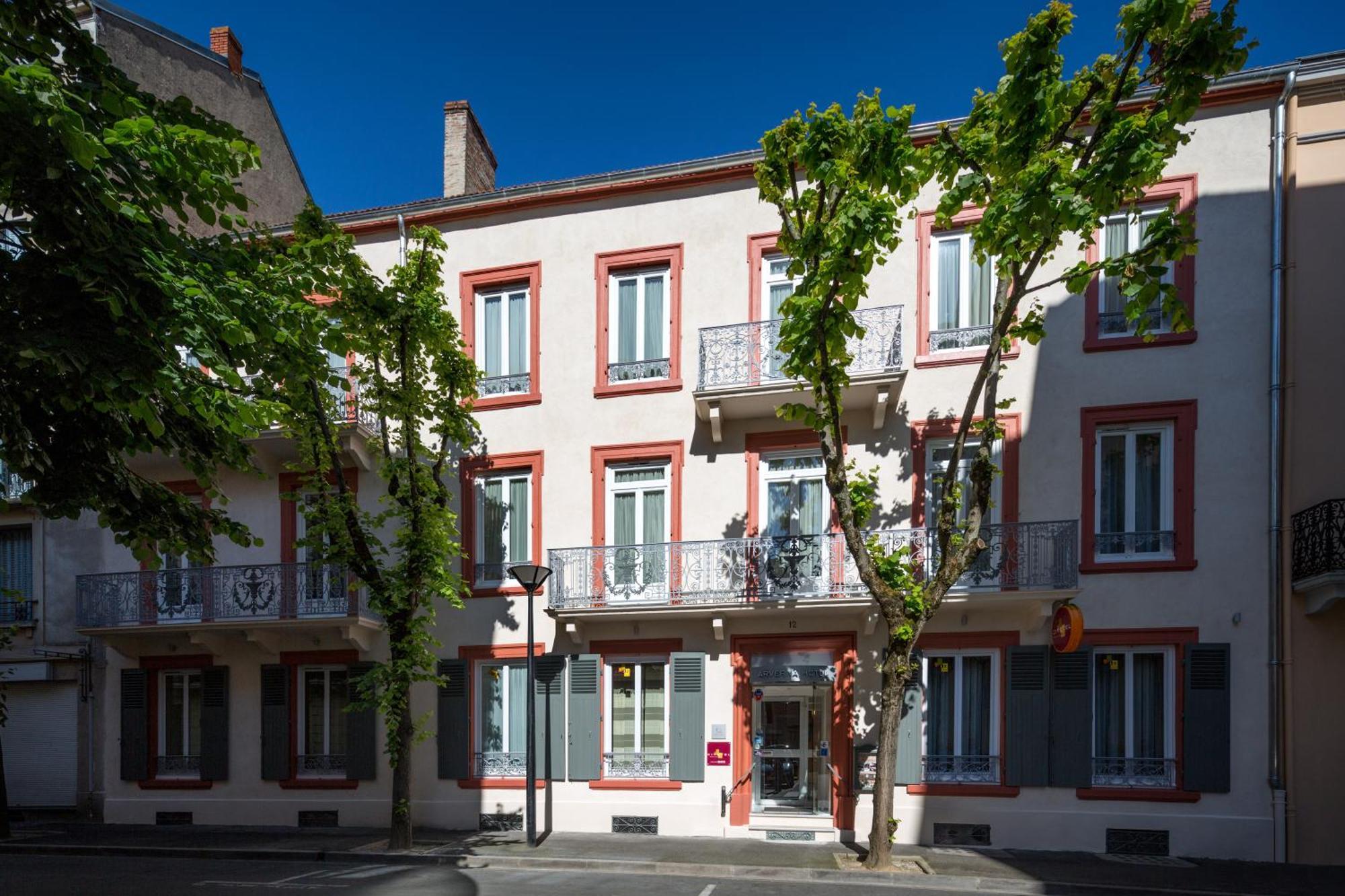 Hotel Arverna Vichy - Clt'Hotel ภายนอก รูปภาพ