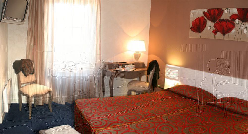Hotel Arverna Vichy - Clt'Hotel ภายนอก รูปภาพ
