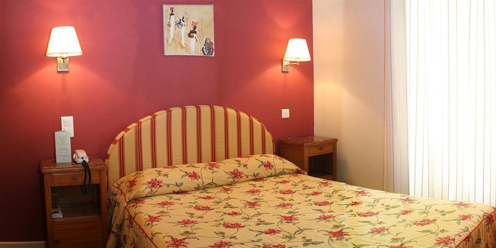 Hotel Arverna Vichy - Clt'Hotel ภายนอก รูปภาพ