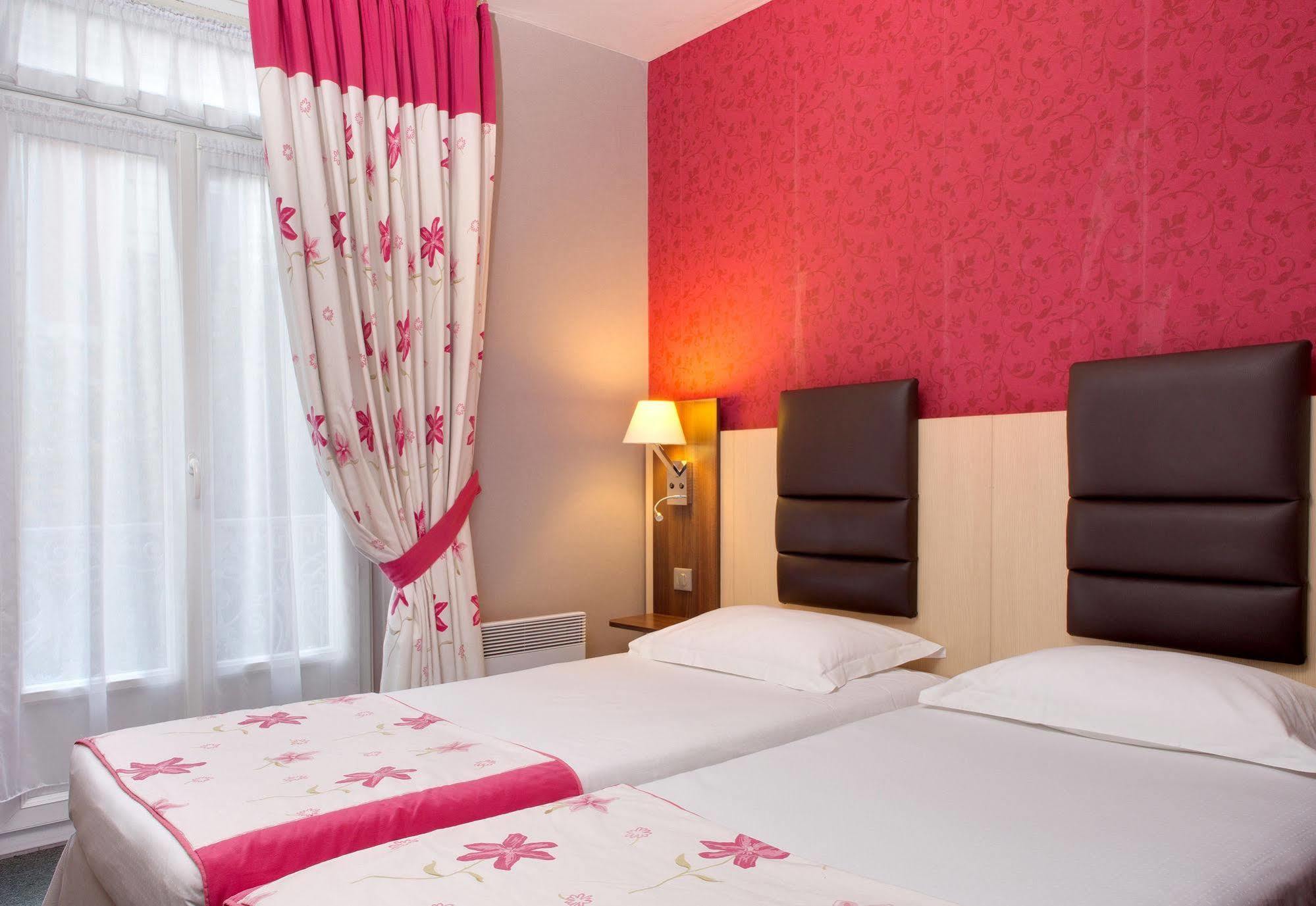 Hotel Arverna Vichy - Clt'Hotel ภายนอก รูปภาพ